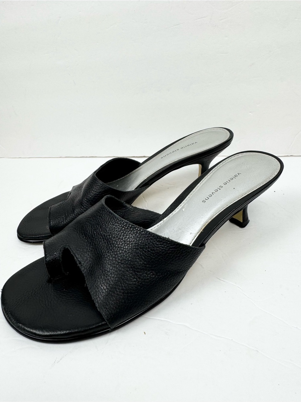Valerie Stevens Black Leather Toe Loop Slide Sandals 7.5 (EU 38) - Picture 5 of 16